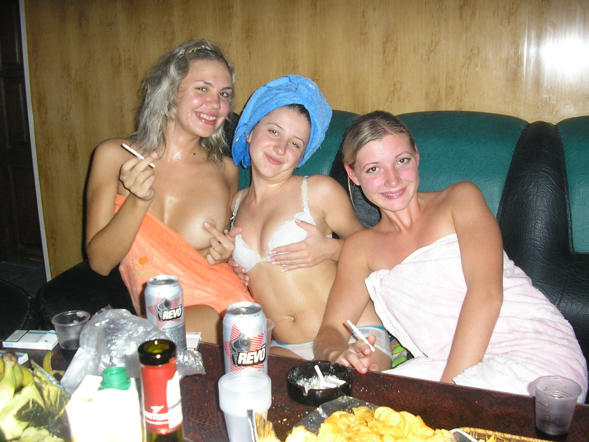 amateur nude drunk girls