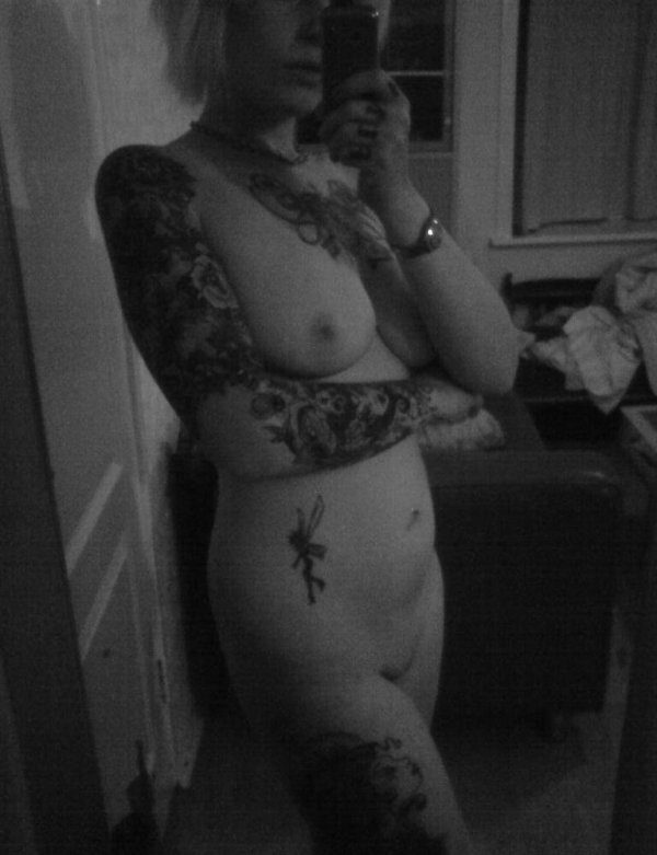 Hot nude tattooed girls self pics - Porn Pics & Movies