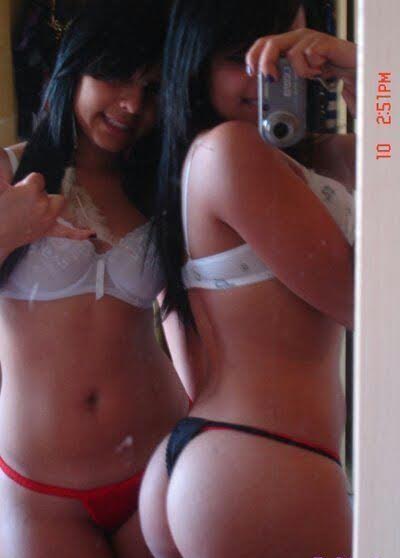 2 really sexy young Brazilian teens (18yo) photo